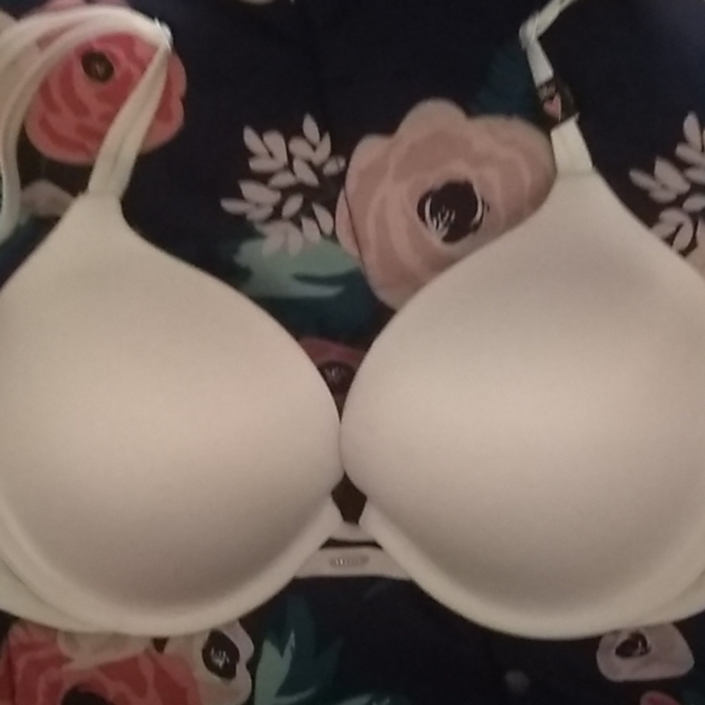 Victoria secret bra